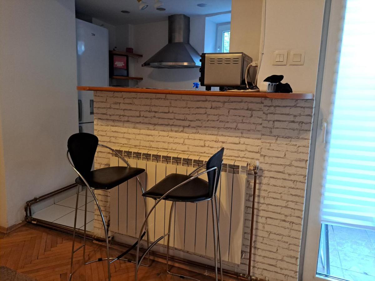 Downtown Apartment Piata Romana Bucarest Esterno foto